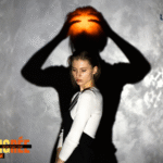 Blue Red Simple Job Interviews Do\'s And Don\'ts Comparison Graph (Blog Banne_20251130_035459_0000